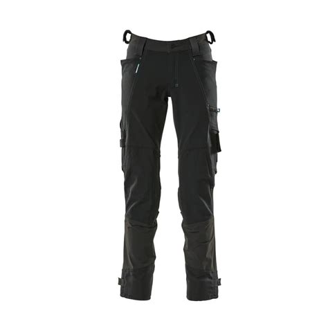 Mascot workwear trousers: The perfect companion for boots and safety shoes